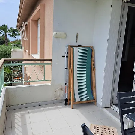 Au Calme, Plages A Pieds Αντίμπ