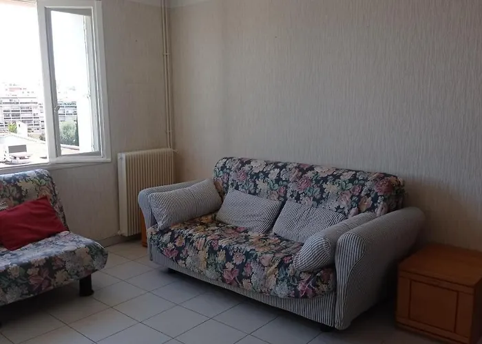 Au Calme, Plages A Pieds * 昂蒂布